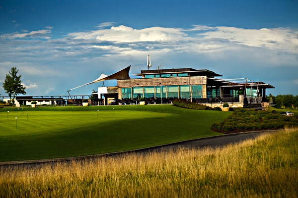 Albatross Golf Resort
